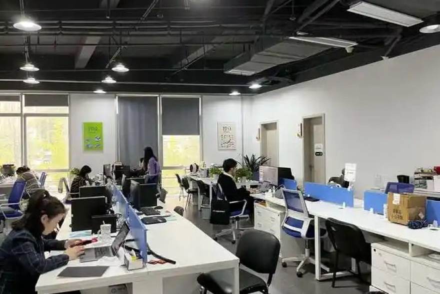 懂球帝客户端赛事中心积分榜与赛程界面